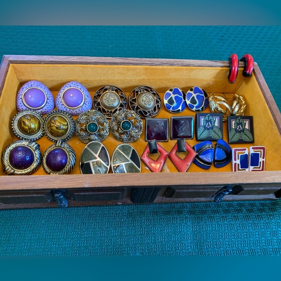 Vintage Earrings Lot Metal, Plastic Retro 80s 14 Pairs - Picture 2 of 7